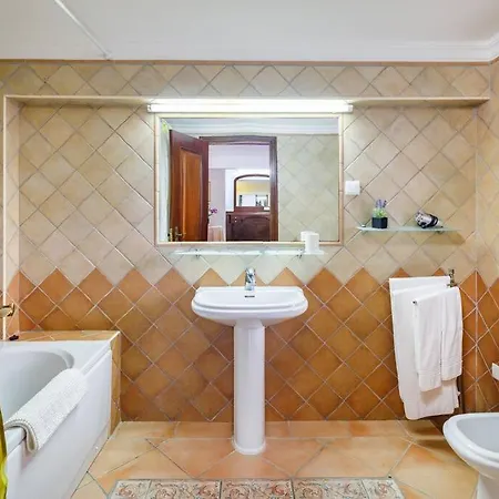 فيلة 7 Bedroom Private Tenazinha Ii, With Pool البوفيرا