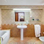 Villa 7 Bedroom Private Tenazinha Ii, With Pool Albufeira