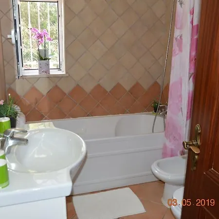 7 Bedroom Private Tenazinha Ii, With Pool Villa Albufeira