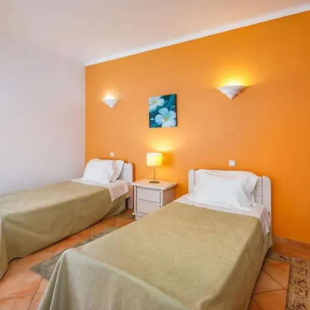 7 Bedroom Private Tenazinha Ii, With Pool Villa