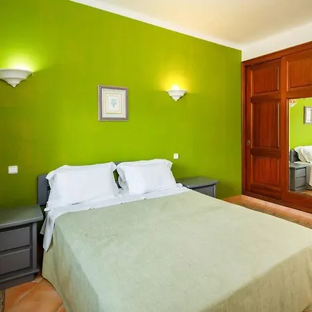 Villa 7 Bedroom Private Tenazinha Ii, With Pool *