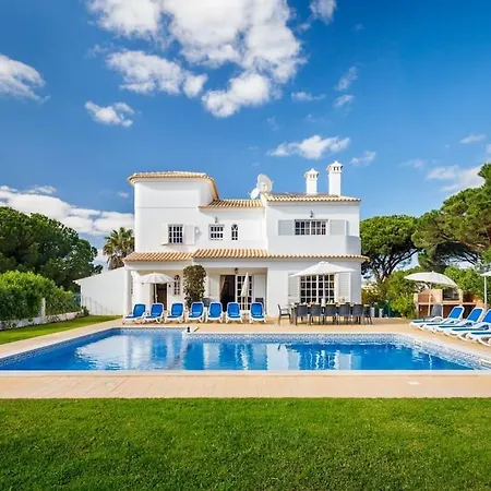 Villa 7 Bedroom Private Tenazinha Ii, With Pool Albufeira