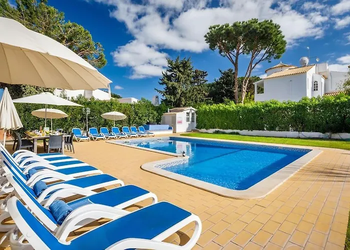 Villa 7 Bedroom Private Tenazinha Ii, With Pool Albufeira